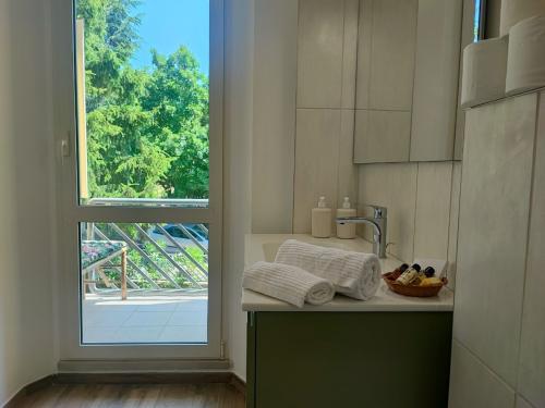 Bagno con balconcino